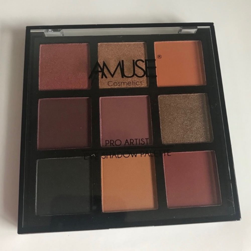 Amuse Pro Artist Eye Shadow Palette